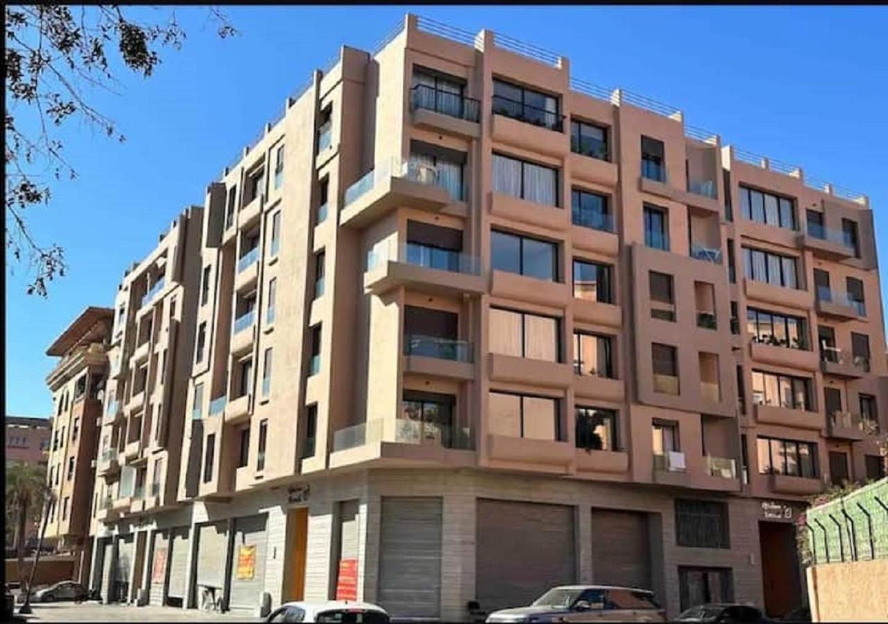 Modern Luxury Retreat: 2-Bedroom Apartment In The Heart Of Marrakech 马拉喀什 外观 照片